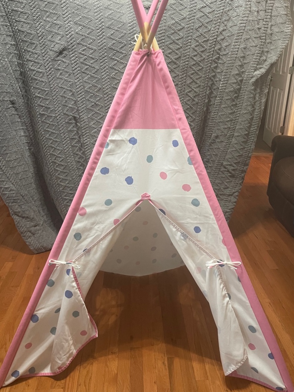 Kids Pink Polka Dot Play Teepee Tent